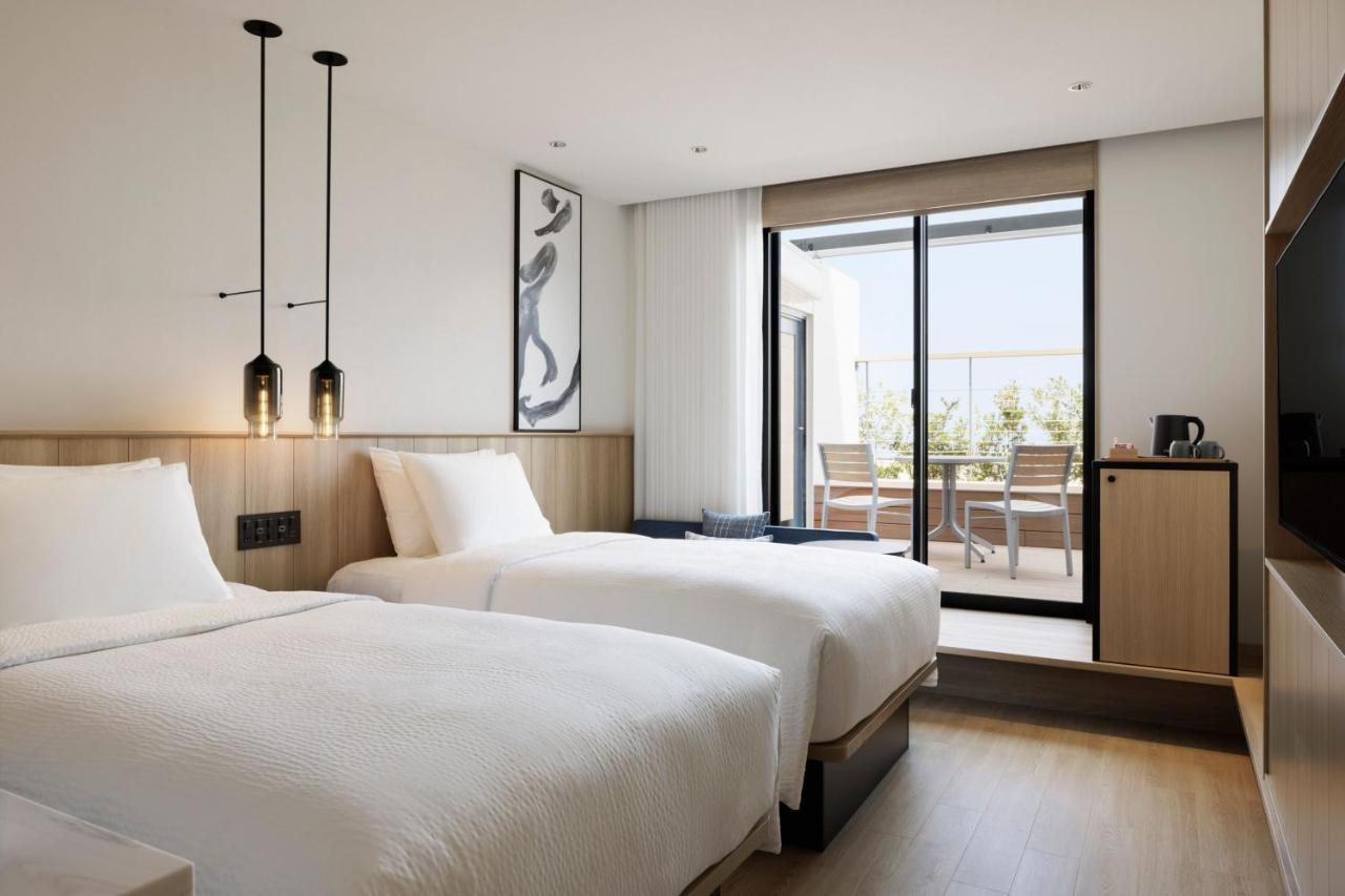 Fairfield By Marriott Hyogo Awaji Higashiura Hotel Eksteriør billede